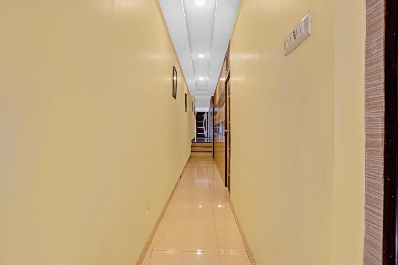 Oyo 84398 Maroshi Residency Mumbai Bagian luar foto