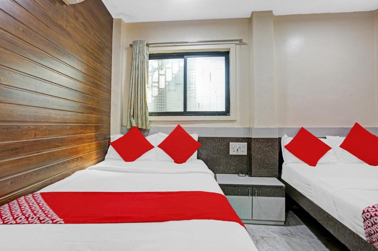 Oyo 84398 Maroshi Residency Mumbai Bagian luar foto